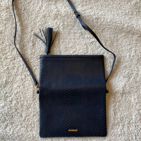 Gigi New York Foldover convertible navy purse - Picture 8 of 11
